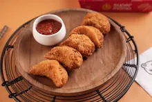 Kurkure Momos